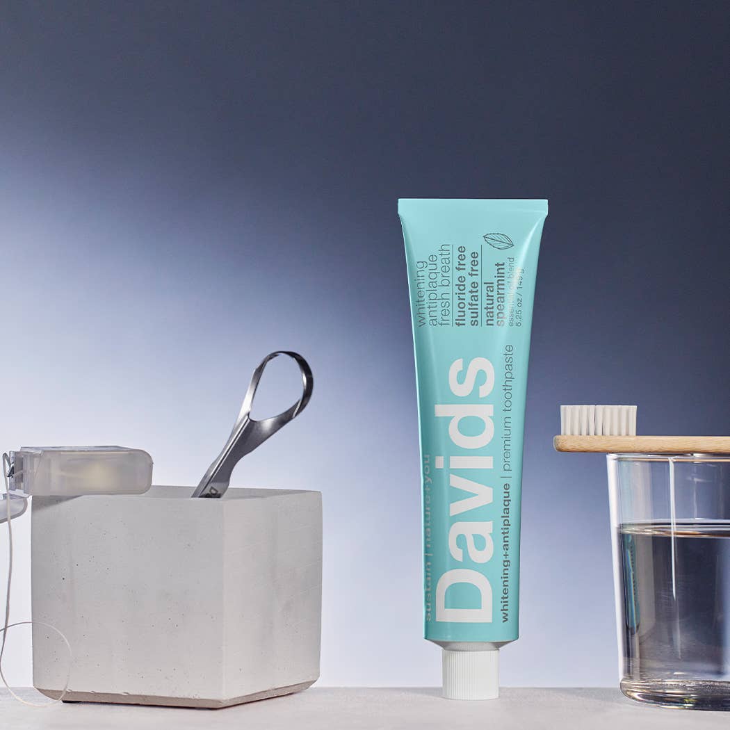 Davids premium toothpaste / spearmint