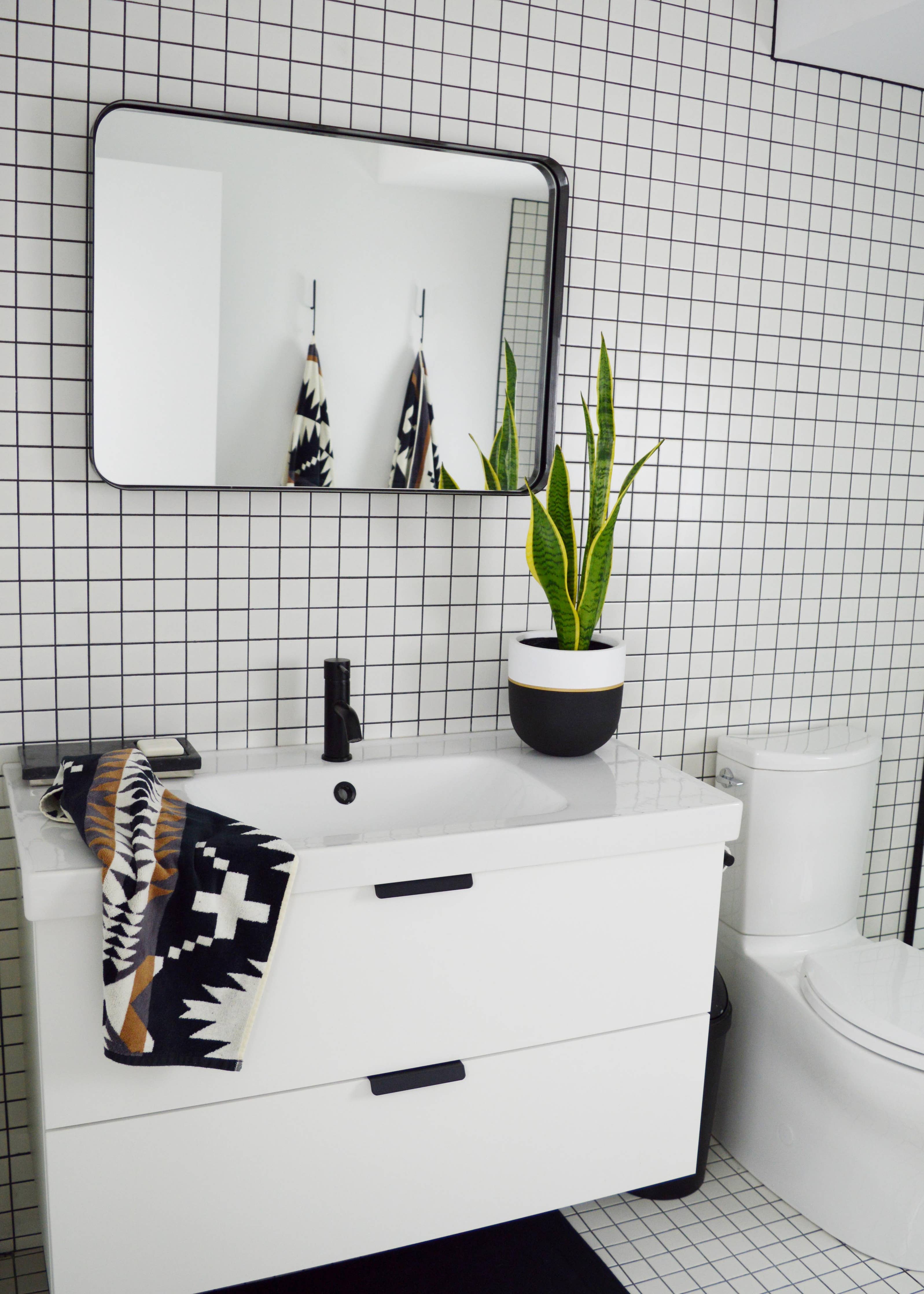 GALA POT | PLANTER
