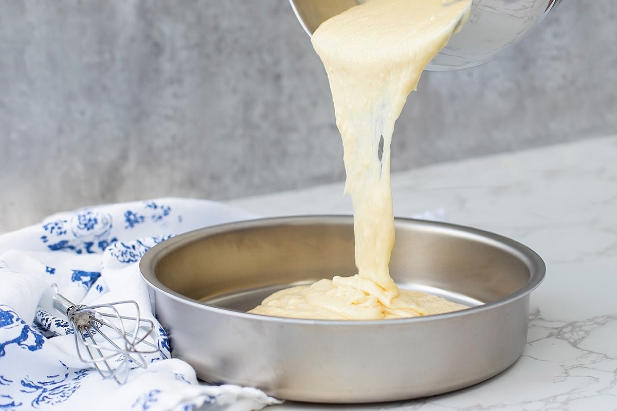 9" Round Cake Pan with No Handles - Free Living Co