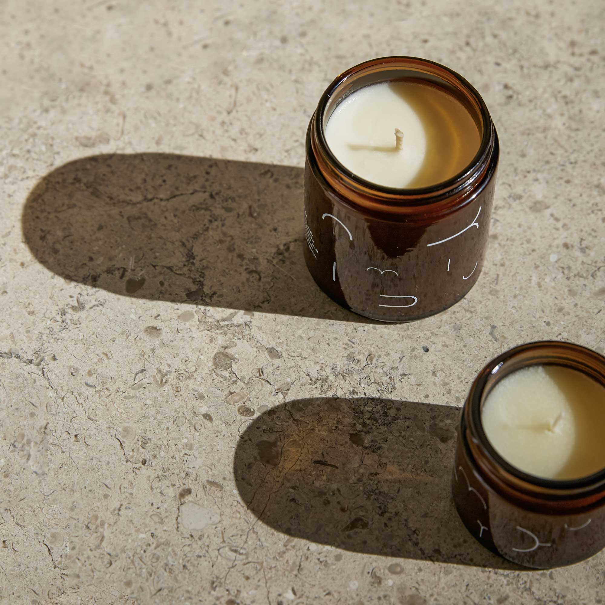Burn no. 1 - skin-softening massage candle
