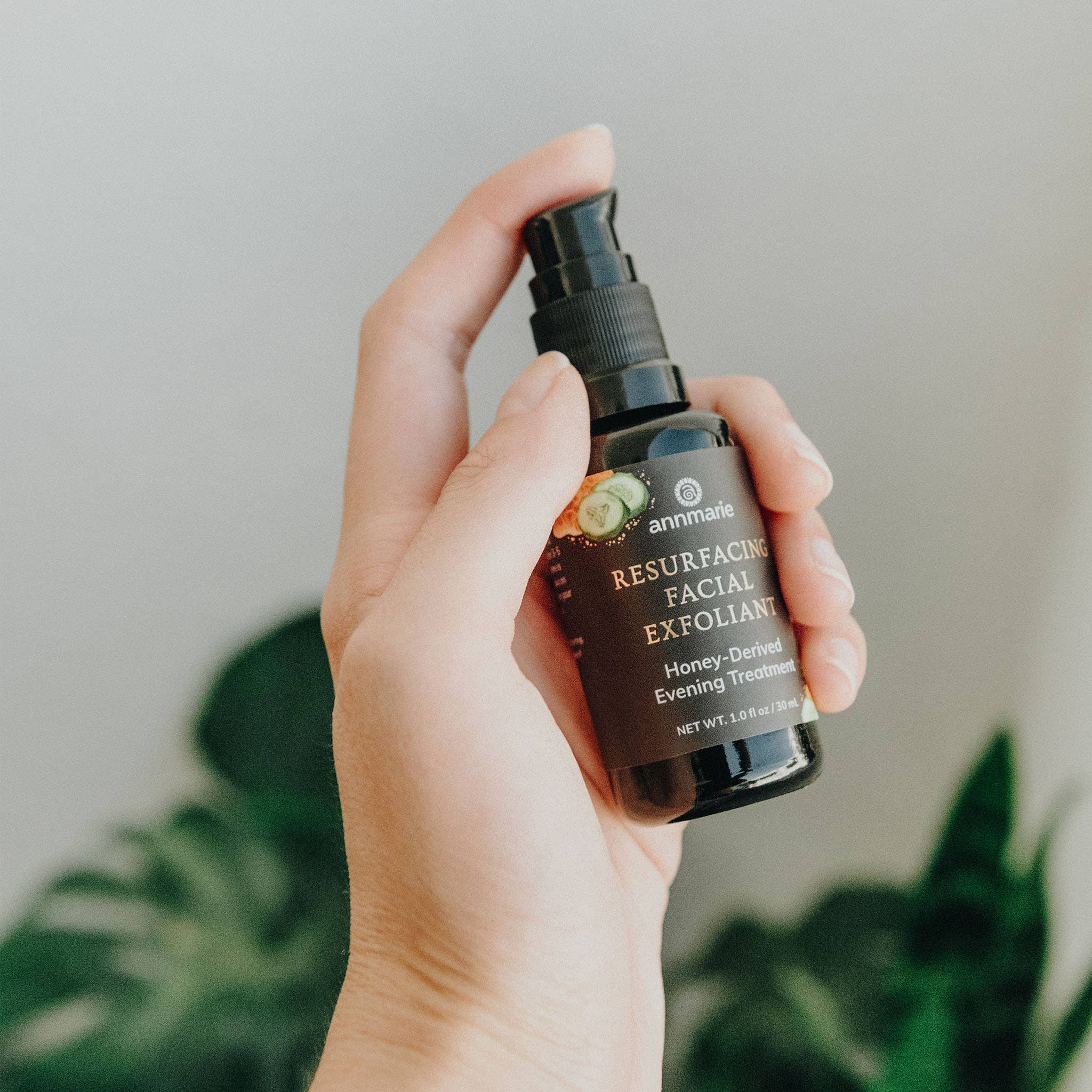 Annmarie | Resurfacing Facial Exfoliant - Free Living Co