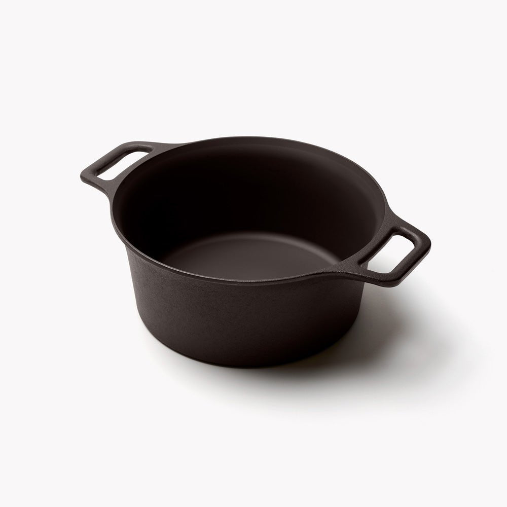 No.8 Cast Iron Dutch Oven - Free Living Co