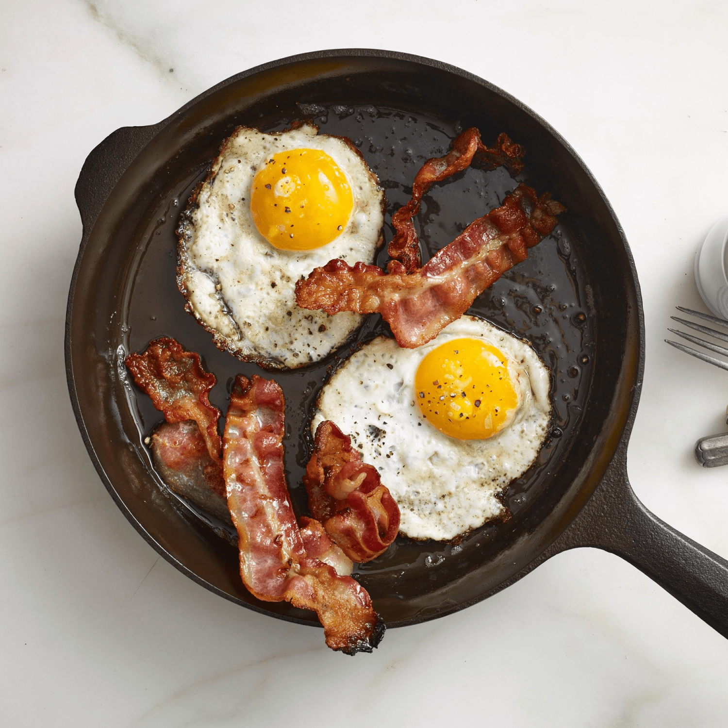 No.8 Cast Iron Skillet - Free Living Co