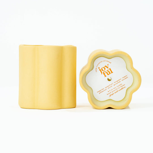 Daisy Candle • 100% essential oil soy pillar candle - Free Living Co