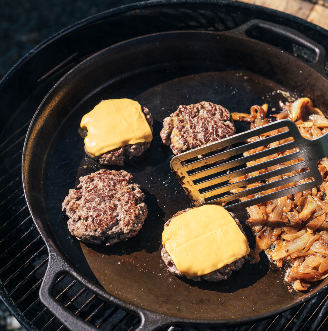 No.16 Double-Handled Cast Iron Skillet