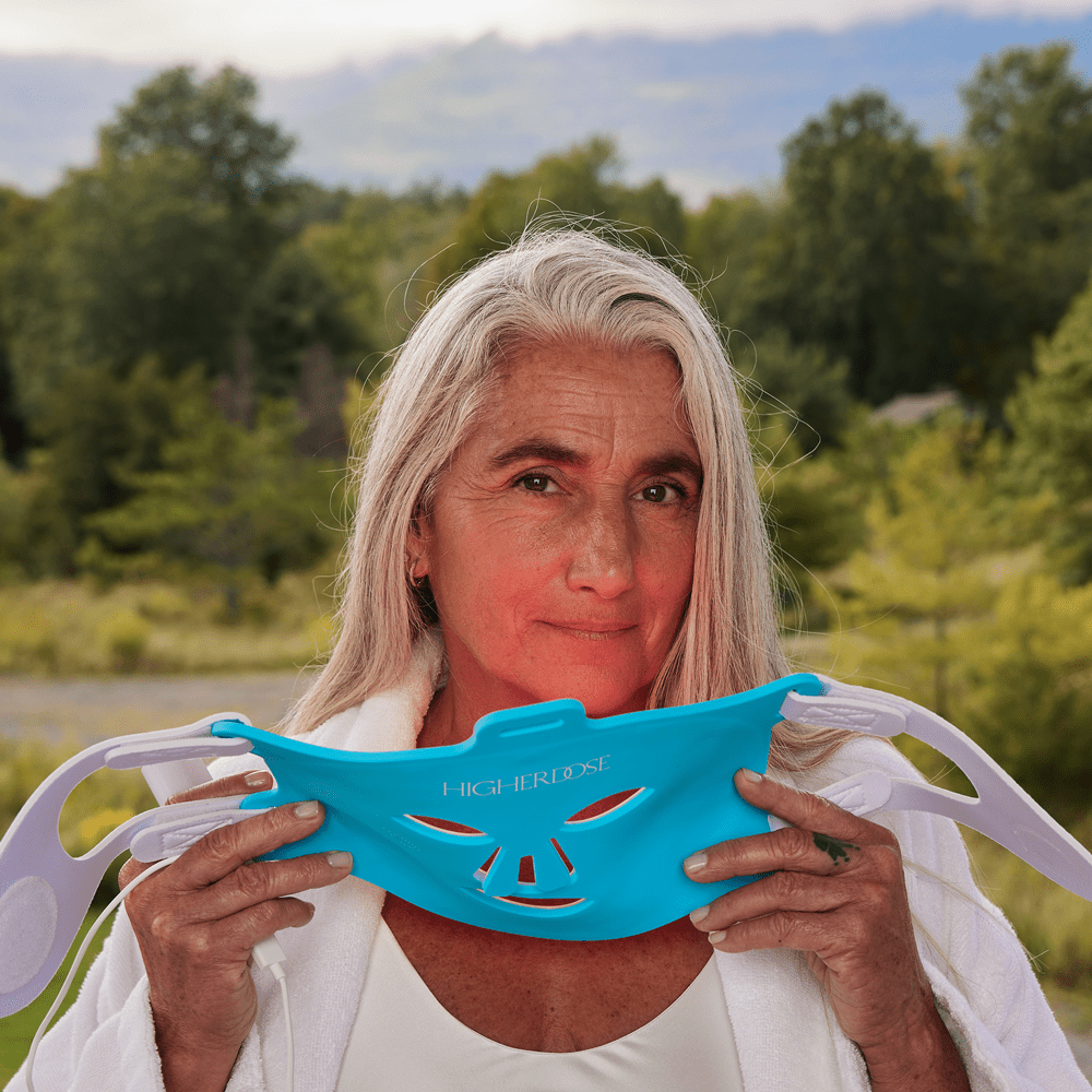 HigherDOSE Red Light Face Mask - Free Living Co