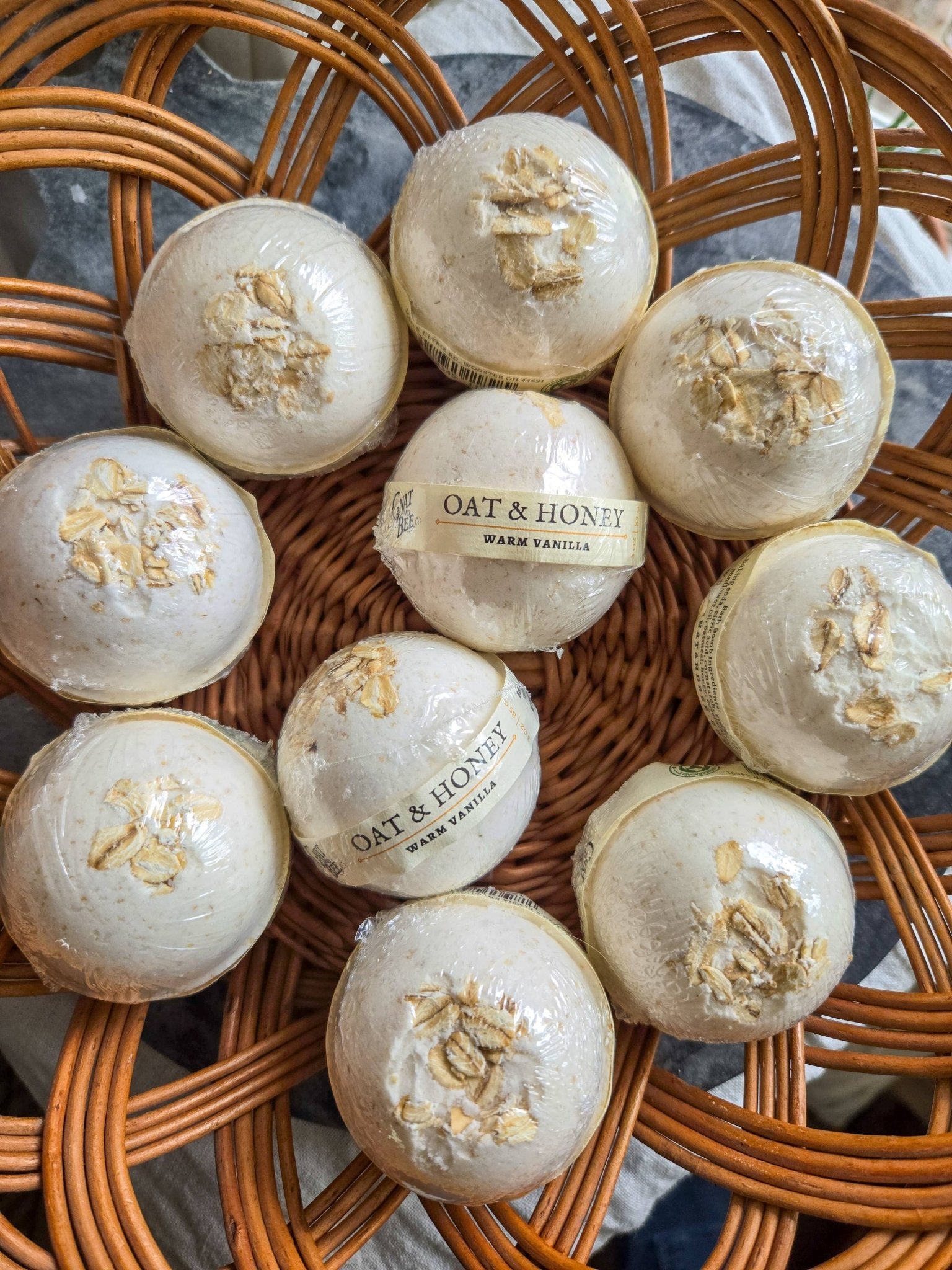 Oat and Honey | Natural Bath Bomb - Free Living Co
