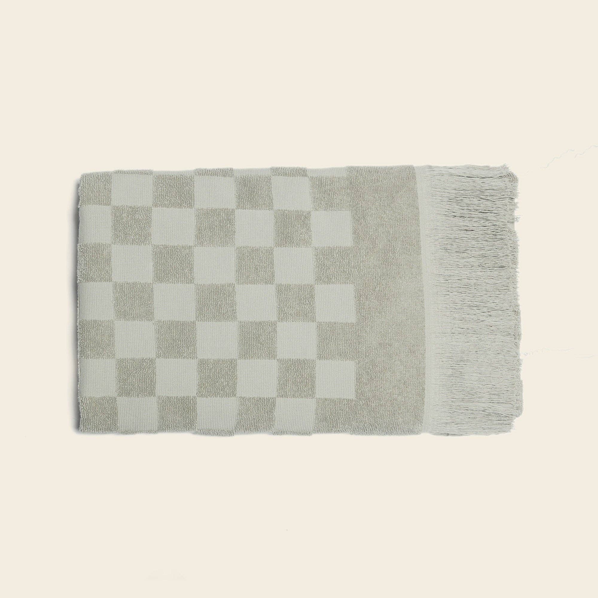 Organic Poolside Checkered Beach Towel - Free Living Co
