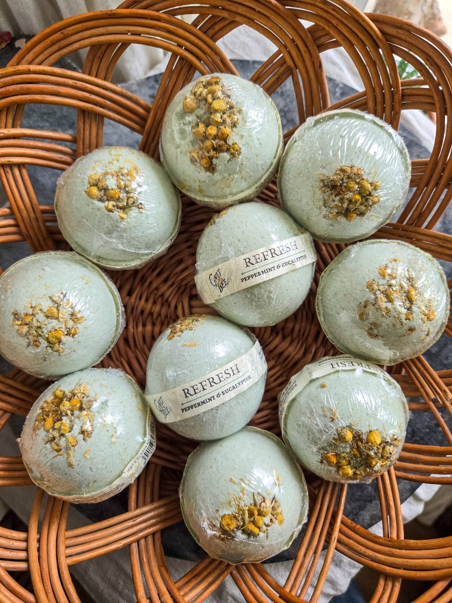 Refresh | Natural Bath Bomb - Free Living Co