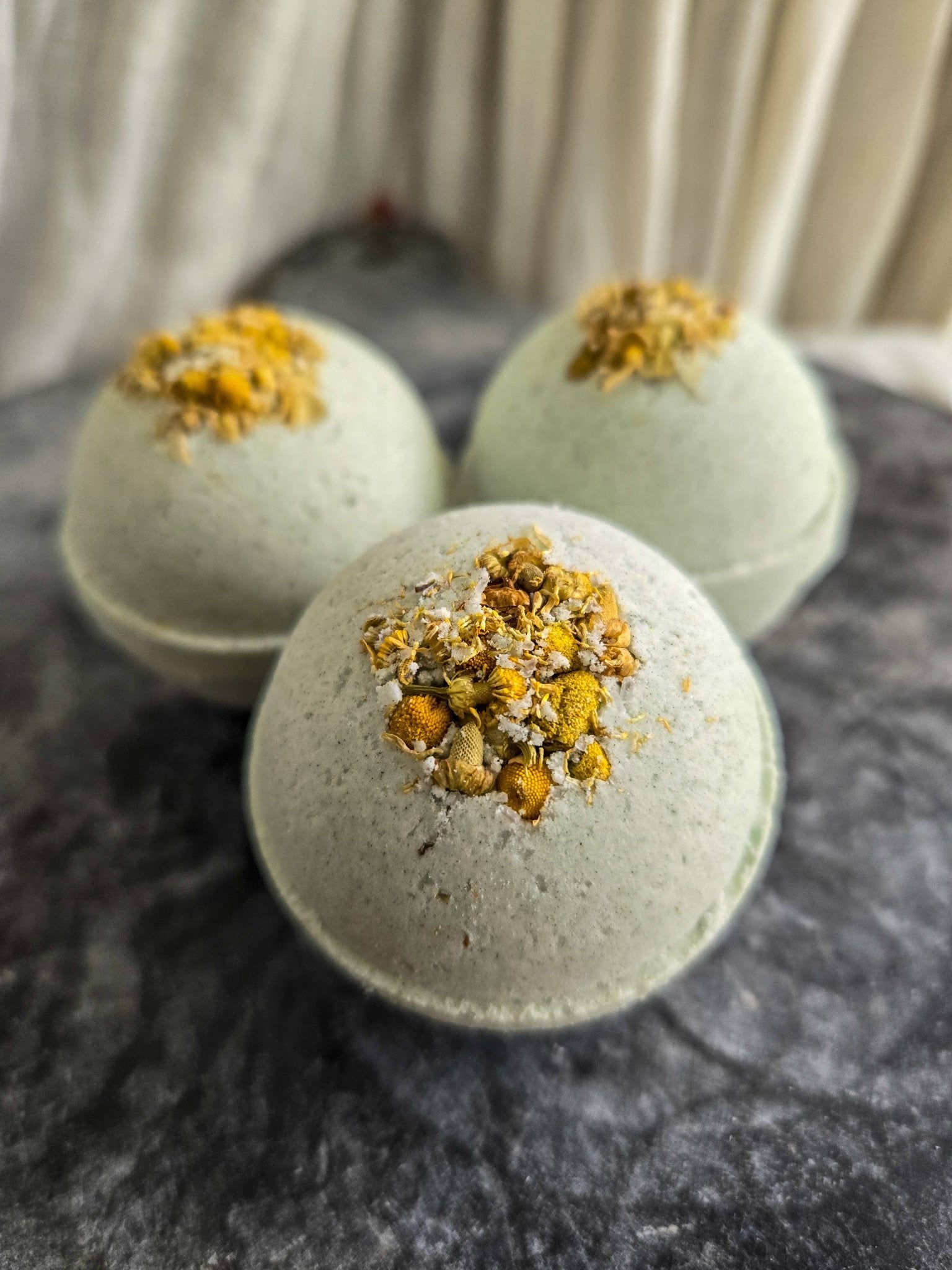 Refresh | Natural Bath Bomb - Free Living Co