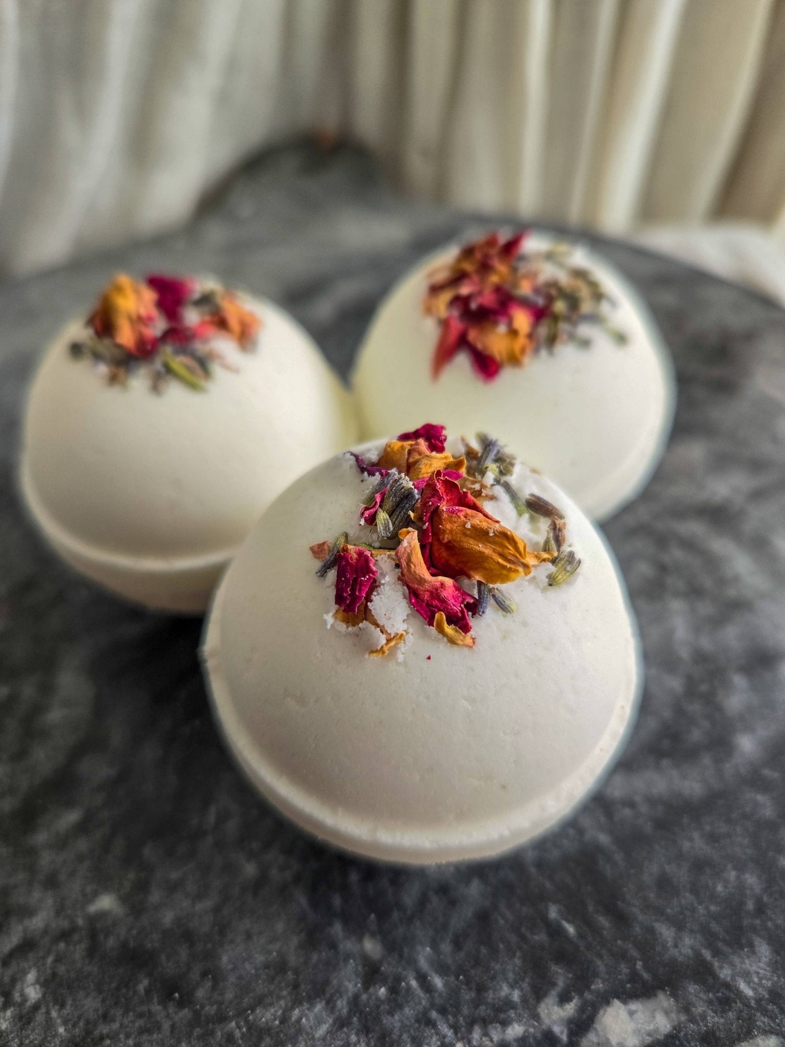 The Dreamer | Natural Bath Bomb - Free Living Co